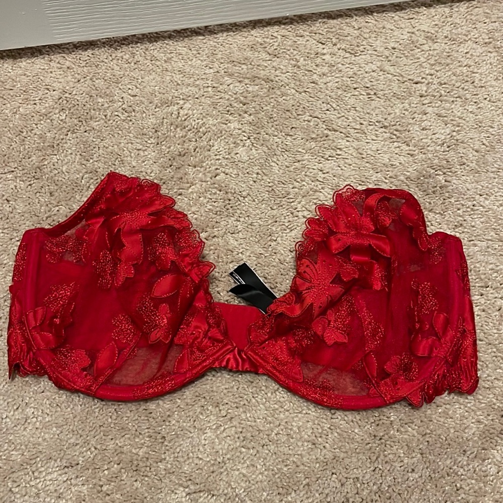 Victoria Secret bra